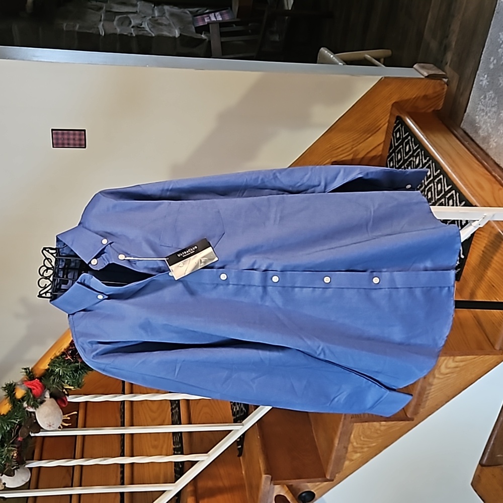 👚ULTRACLUB BLUE BUTTON DOWN SHIRT 👚